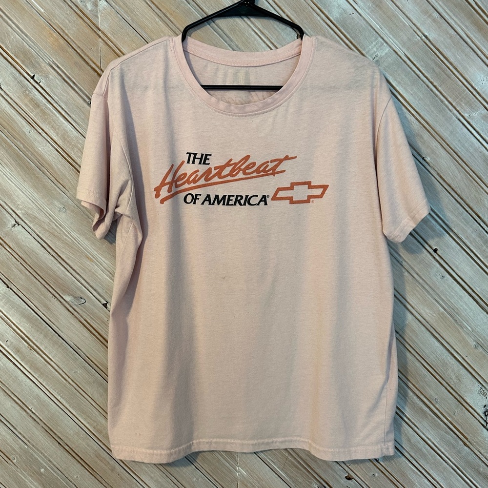 Chevrolet Heartbeat of America Pink T-Shirt An American Classic Vintage Tee